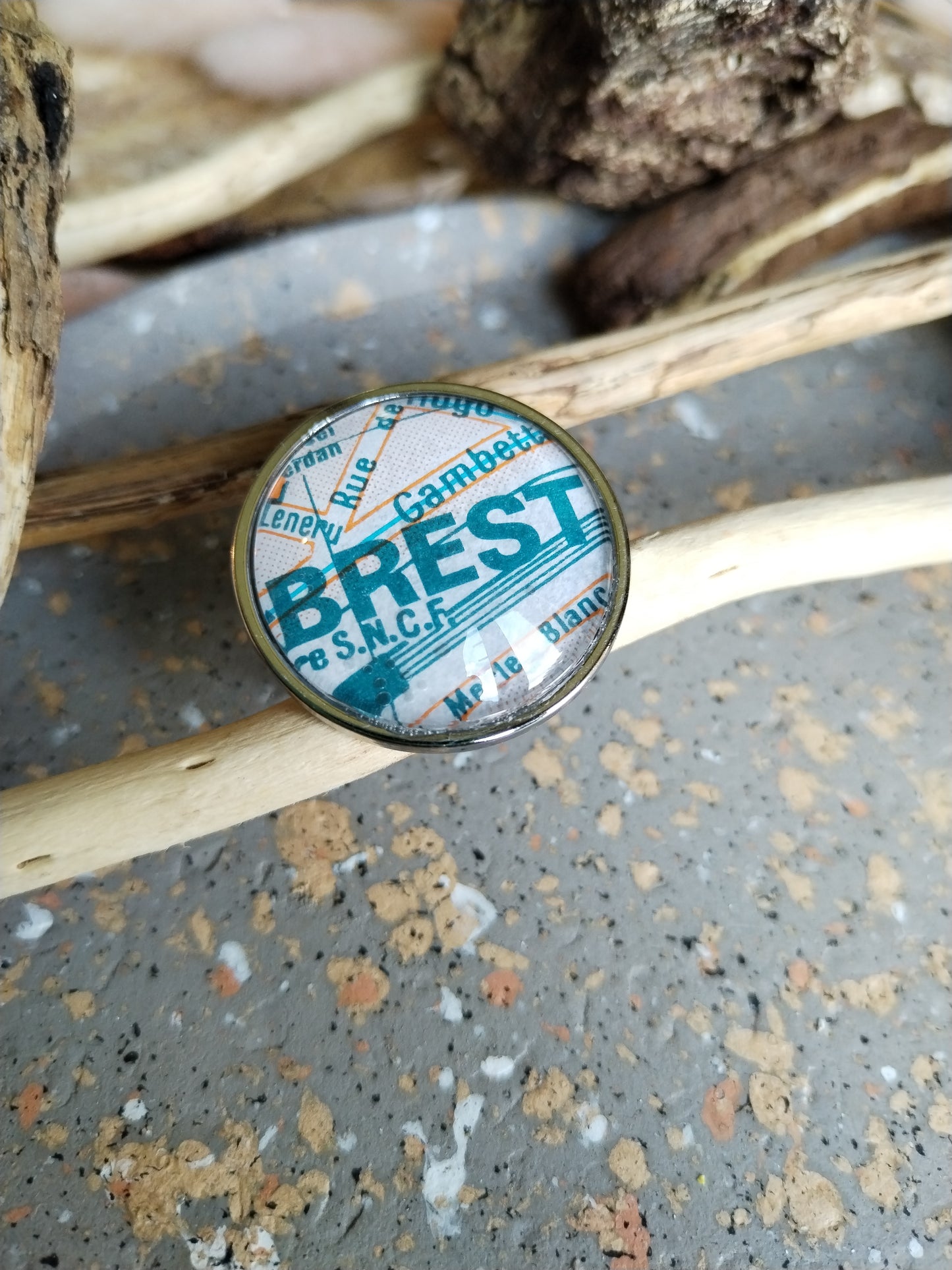 Brest- Bague cabochon  25mm - Recyclage carte routière