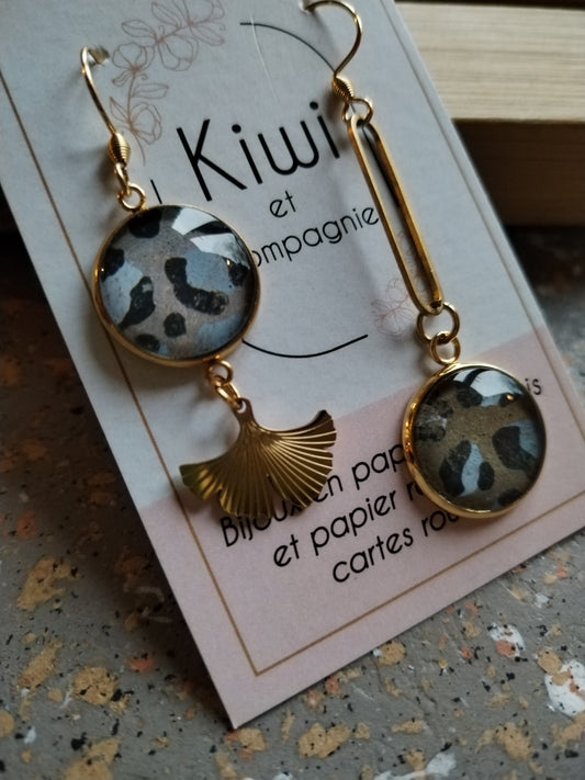 Boucles d'oreilles asymétriques - Cabochons 16mm - Acier inoxydable doré - léopard bleu et brun