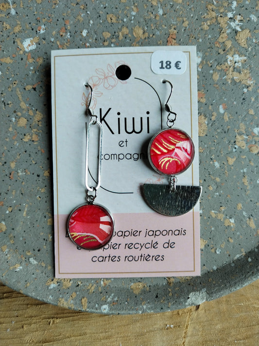 Boucles d'oreilles asymétriques - Cabochons 16mm - Acier inoxydable  - rose -rouge