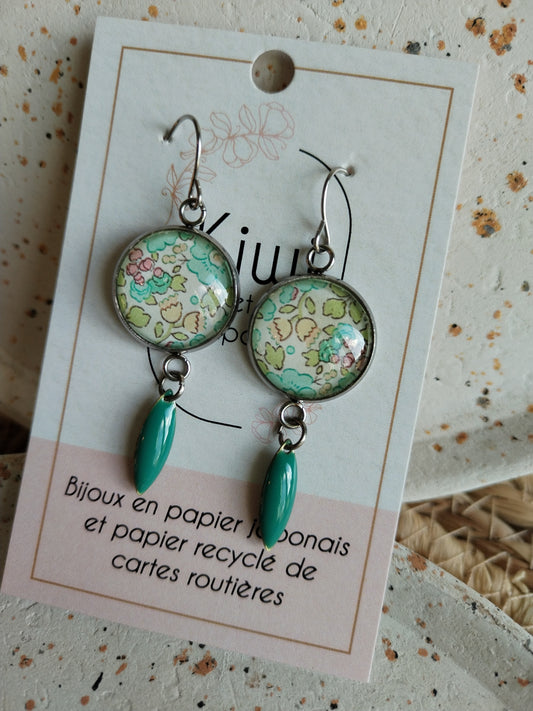Boucles d'oreilles cabochons ronds 16mm - Métal argenté - floral vert et blanc - sequin bleu turquoise