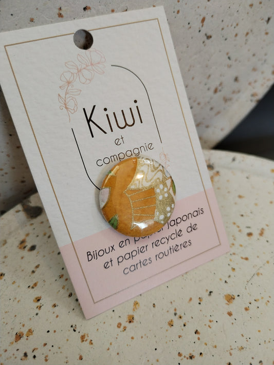 Badge 25 mm - papier japonais, jaune moutarde
