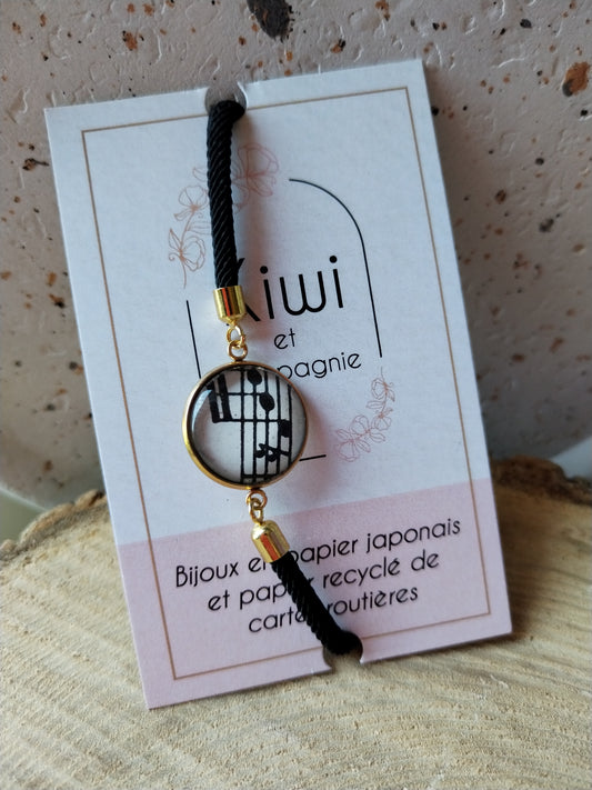 Bracelet réglable en coton noir  - cabochon noir et blanc -note musique