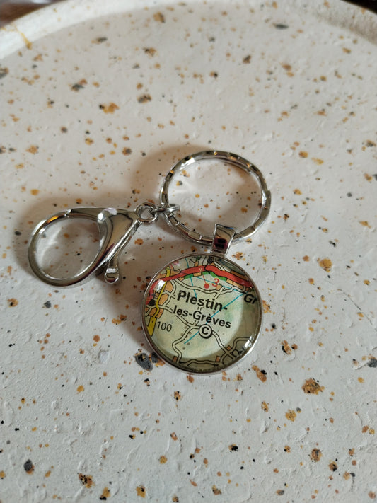 Porte-clé  Plestin-les-grèves – Un fragment de voyage à emporter | Bijou recyclé