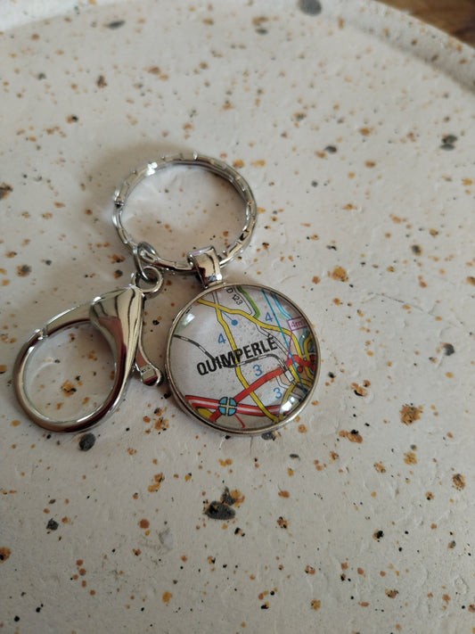 Porte-clé carte vintage Quimperle | Souvenir écologique et artisanal