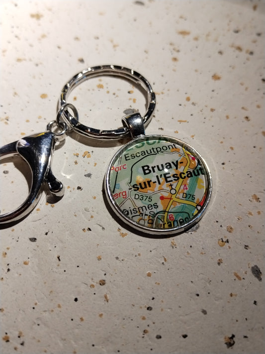 Porte-clefs cabochon 25mm - Recyclage carte routière - BRUAY SUR L'ESCAUT