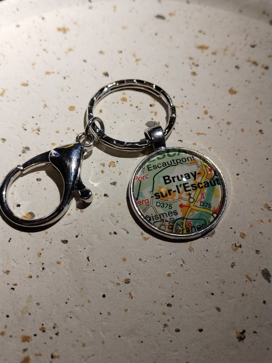 Porte-clefs cabochon 25mm - Recyclage carte routière - BRUAY SUR L'ESCAUT