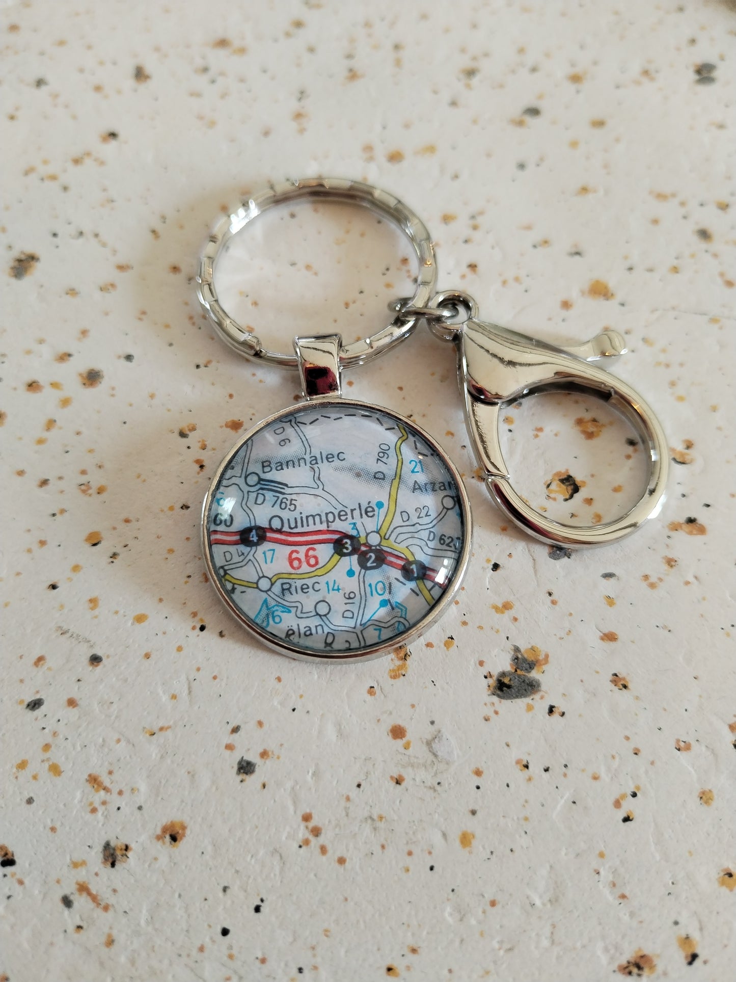 Porte clé recyclage carte routière - Quimperlé (29) - Finistère