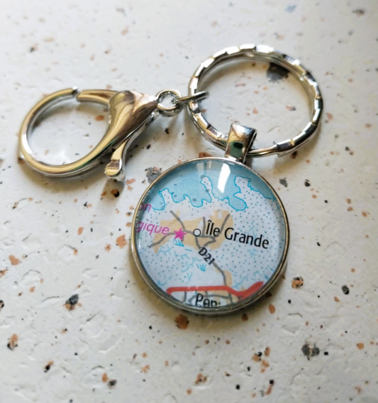 Porte-clé L'Ile Grande – Un fragment de voyage à emporter | Bijou recyclé