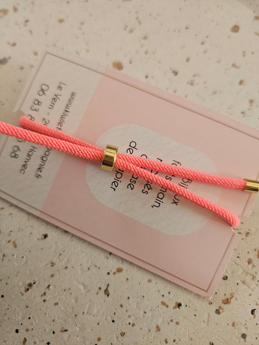 Bracelet réglable en coton rose- cabochon oval-fleur rose