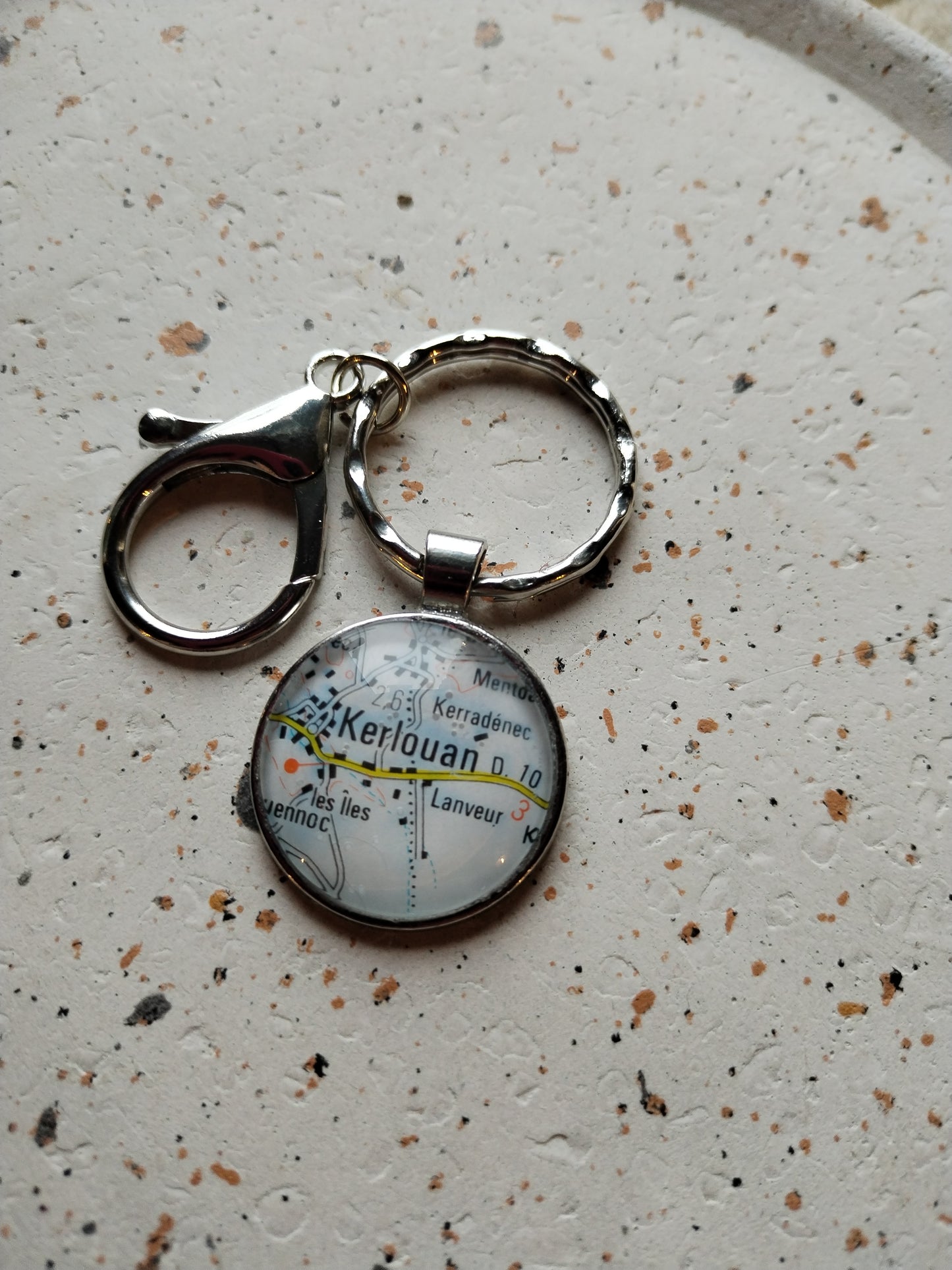 Porte clé recyclage carte routière - kerlouan  (29) - Finistère