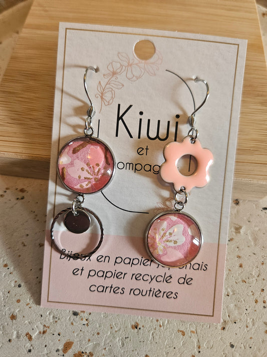 Boucles d'oreilles asymétriques en acier inoxydable– Cabochons 16mm–rose