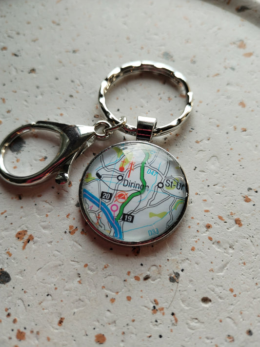 Porte clé recyclage carte routière - Dirinon (29) - Finistère