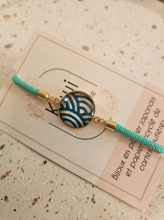 Bracelet réglable en coton vert -cabochon vert et blanc