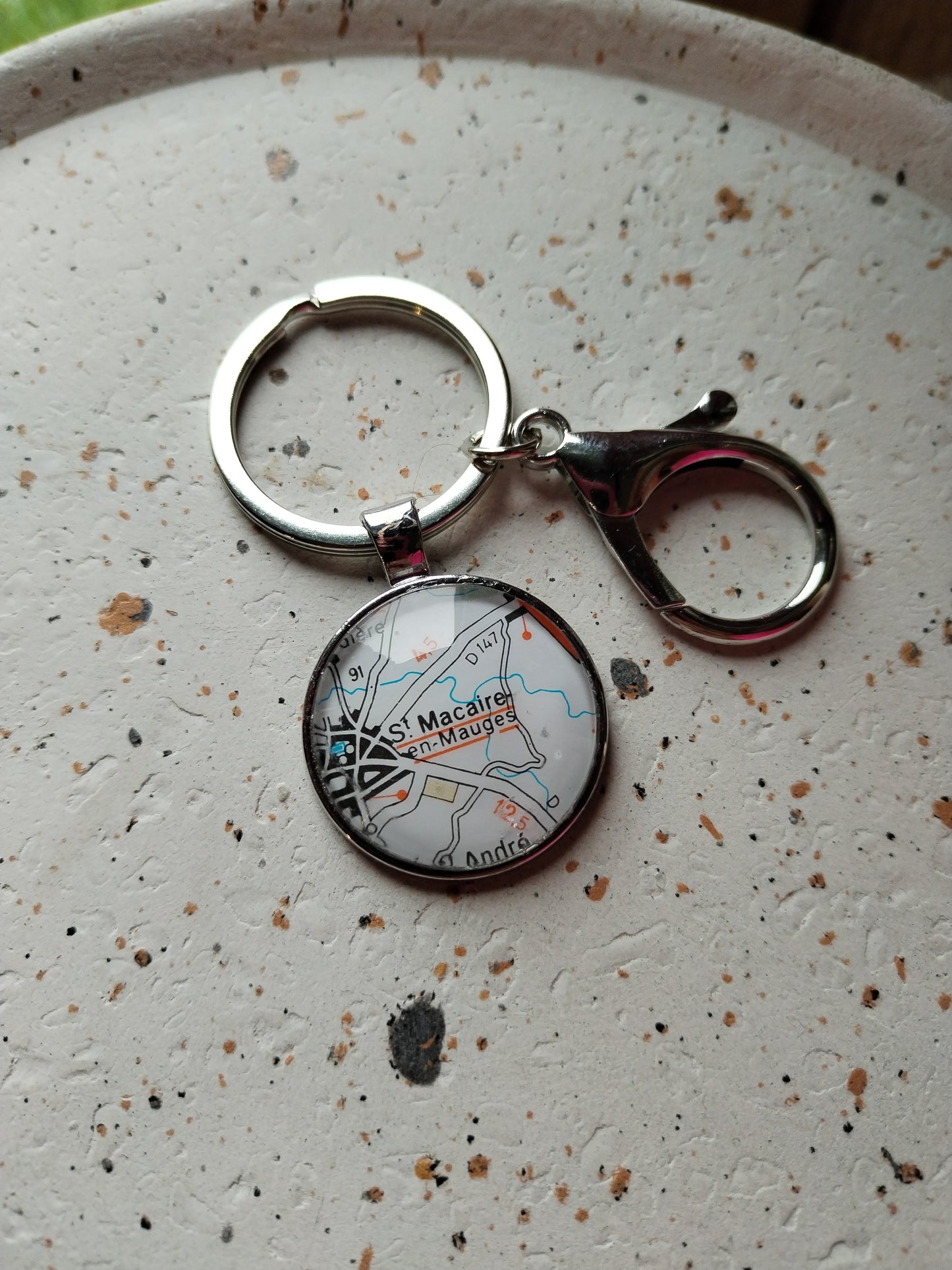 Porte clé recyclage carte routière St Macaire en mauges -