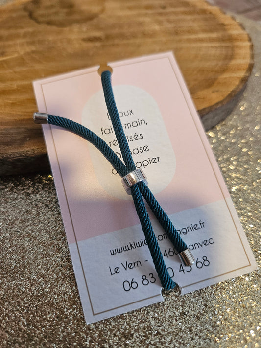 Bracelet réglable en coton vert foncé- cabochon argenté et feuille