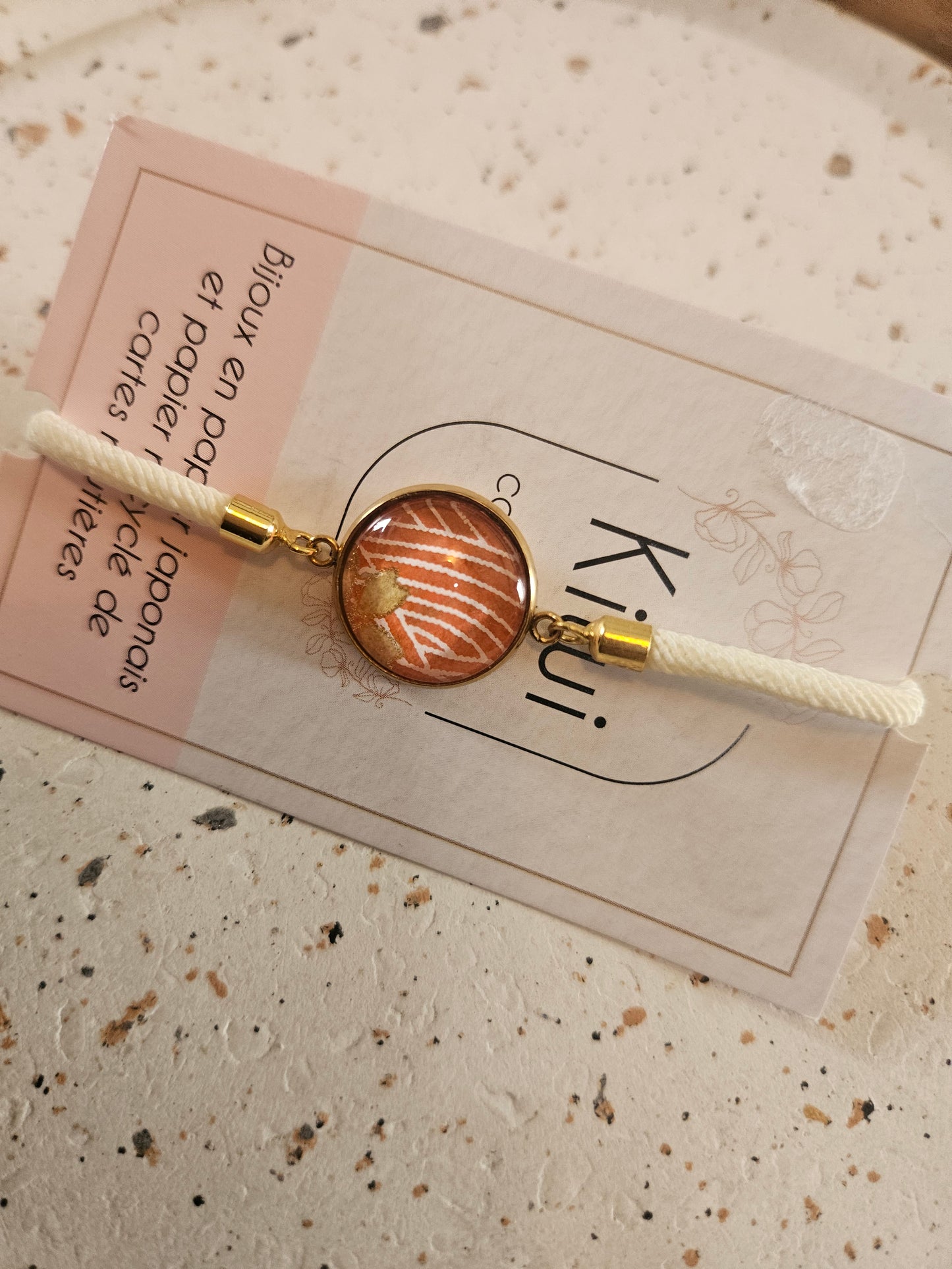 Bracelet réglable en coton creme- cabochon orange