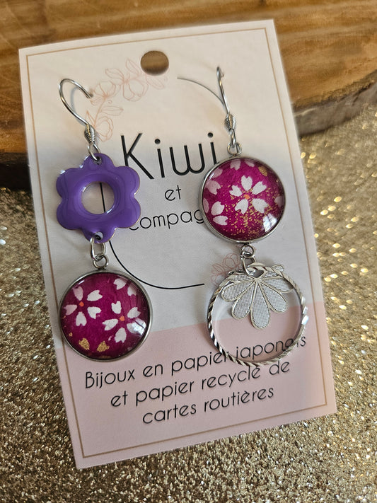 Boucles d'oreilles asymétriques en acier   – Cabochons 16mm- bordeaux