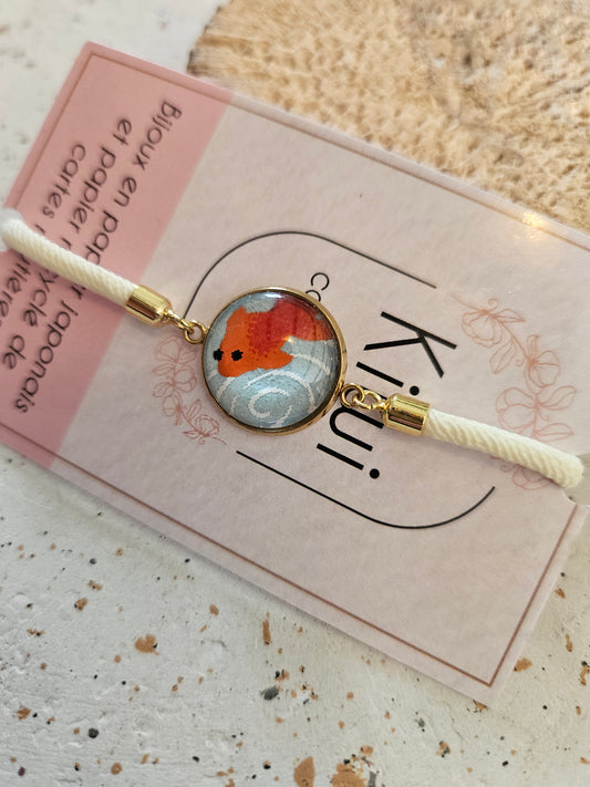 Bracelet réglable en coton blanc- cabochon carpe koi