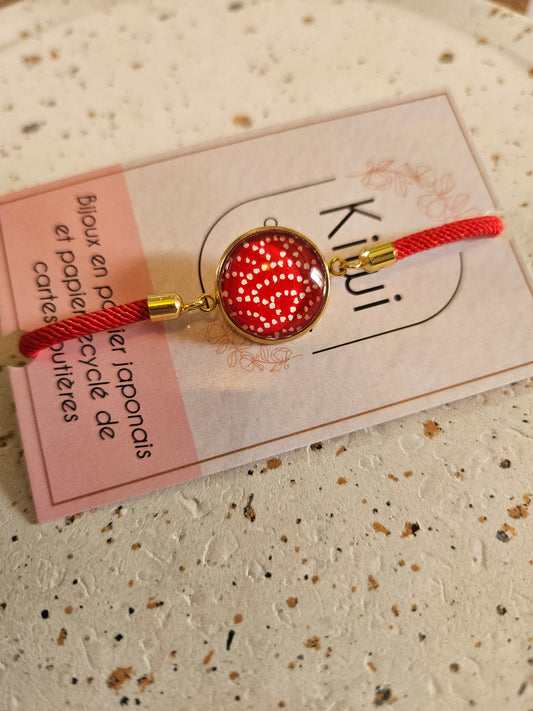 Bracelet réglable en coton rouge - cabochon rouge et blanc
