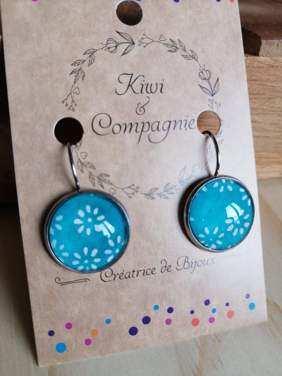 Boucles d'oreilles dormeuses rondes 16mm - Acier inoxydable - papier japonais bleu turquoise fleur blanche