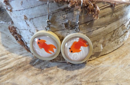 Boucles d'oreilles pendantes bois 25mm - Poisson rouge