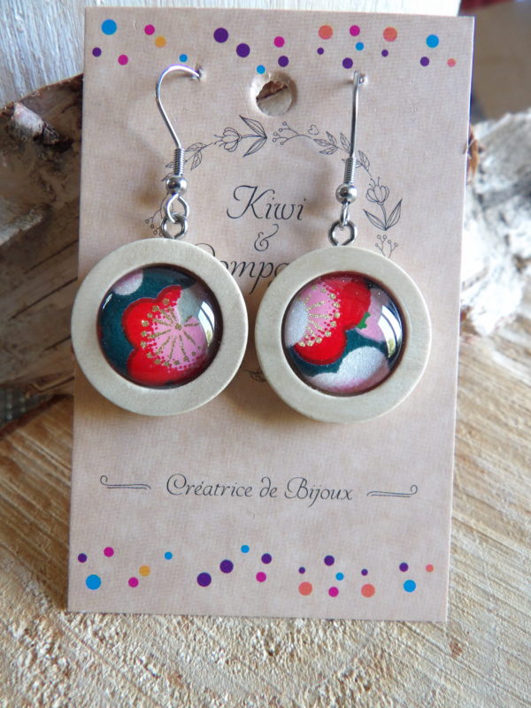 Boucles d'oreilles pendantes bois 23mm - collection flora : gris, rouge, blanc
