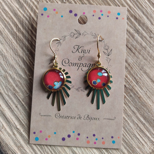 Boucles d'oreilles cabochons 12mm - Acier inoxydable doré - floral bleu fond rouge baie, breloque feuille filigrane