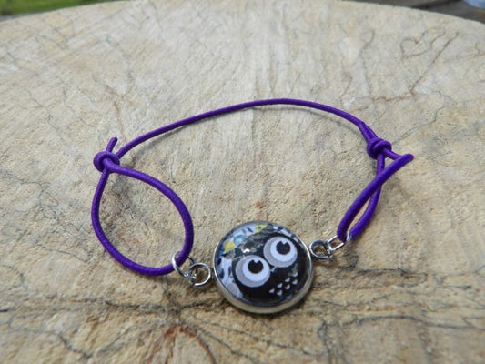 Bracelet élastique couleur violet avec cabochon hibou 14mm