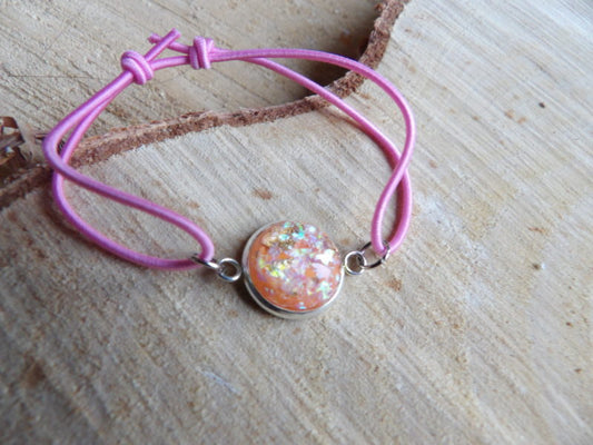 Bracelet élastique rose avec cabochon corail pailleté 12mm