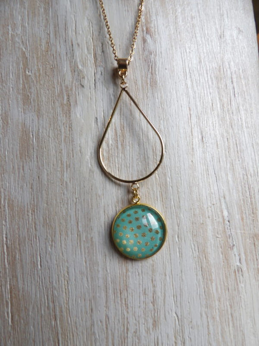Collier acier doré - vert et pois dorés