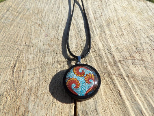 Collier cordon ciré et pendentif bois noir - wax bleu et orange