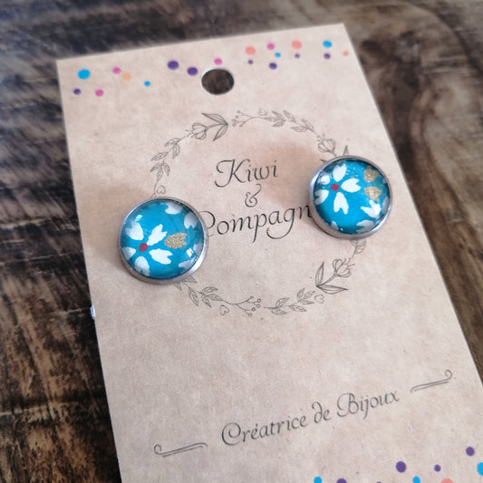 Boucles d'oreilles Puces 12mm - Acier inoxydable - Papier japonais fleur blanche fond turquoise