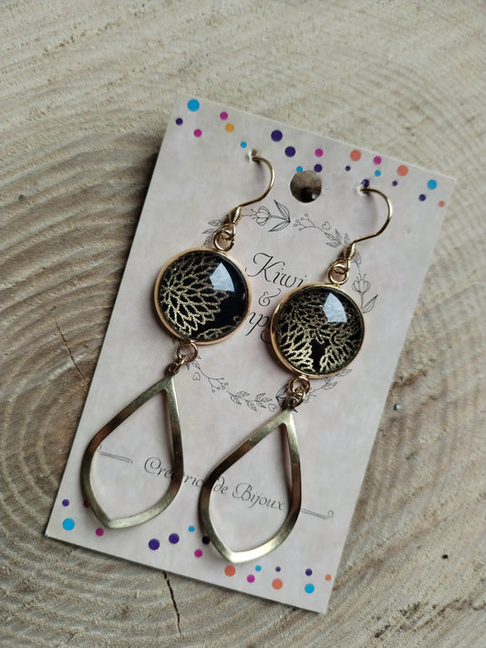 Boucles d'oreilles longues noires et dorées
