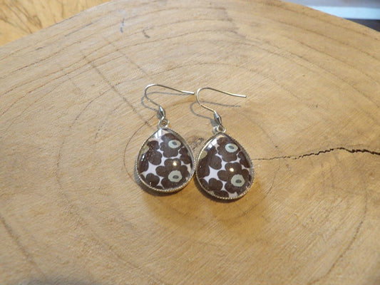 Boucles d'oreilles pendantes goutte 18x25mm - acier- floral noir et blanc